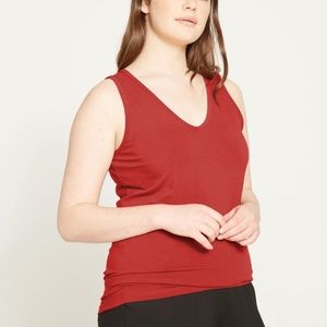 NWT Universal Standard Double V Tank in Red Ochre. Sz M (18-20)